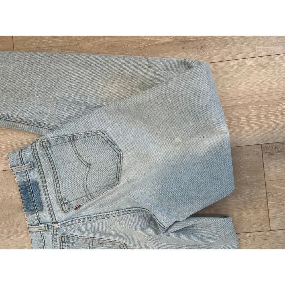 Men's Vintage 1980s 585 Levi's Light Blue 100% Cotton Made in USA 32X34 JL